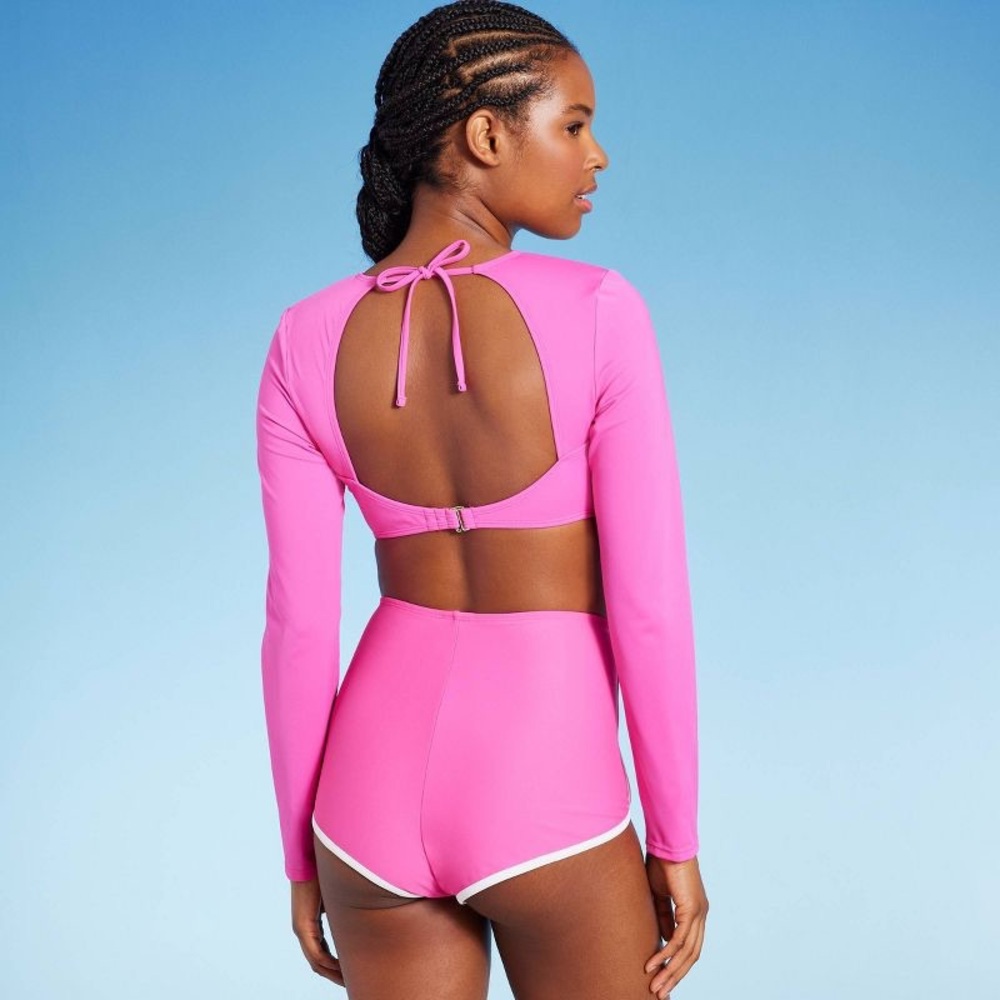 New Women's Cropped Open Back Rashguard - Wild Fa… - image 2